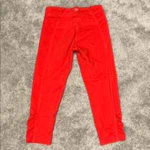 Athleta red capris